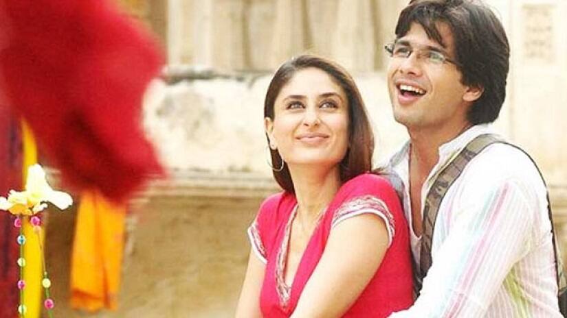 Kareena Kapoor Khan and Shahid Kapoor in a still from Jab We Met
