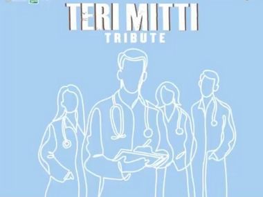 Coronavirus Outbreak: Akshay Kumar releases reprised Teri Mitti, says it's an 'ode to our heroes in white' Coronavirus Outbreak: Akshay Kumar releases reprised Teri Mitti, says it's an 'ode to our heroes in white'