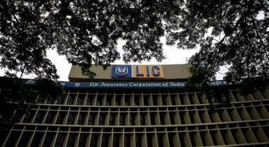 LIC's new premium business jumps 25.2% in FY20, records best sales in past six years; market share up 1.2%