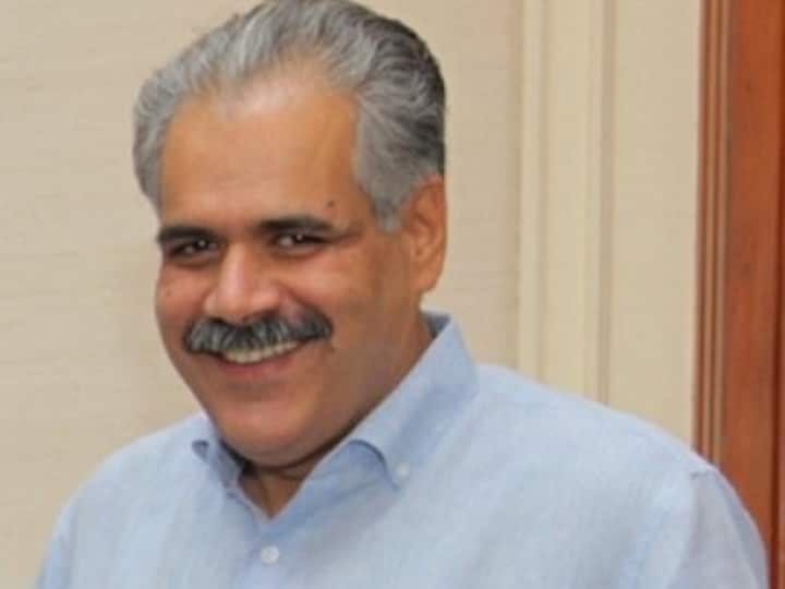 Rahul Bhatia of InterGlobe Enterprises says has signed agreement to take part in sale of Virgin Australia