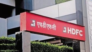 HDFC reports 22% fall in net profit at Rs 2,233 cr during Q4, interest income up 17%; announces dividend of Rs 21 per share