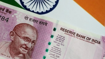 Rupee slips 8 paise to 75.74 in early trade, forex traders concerned about rising US-China tensions
