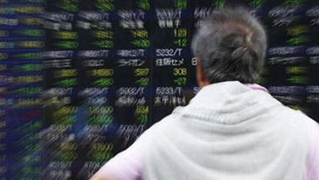 Oil prices tumble over China's worsening COVID-19 outbreak; Twitter rises on Elon Musk deal Oil prices tumble over China's worsening COVID-19 outbreak; Twitter rises on Elon Musk deal