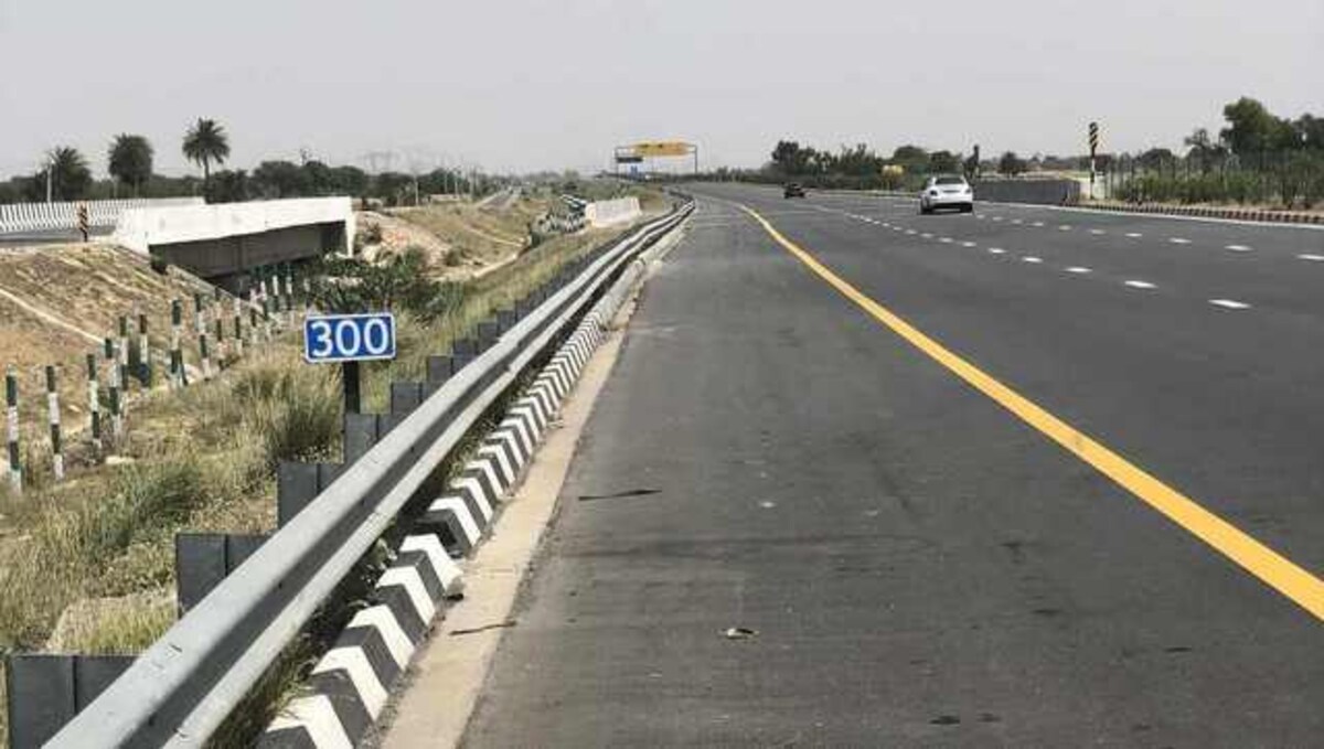 Delhi To Mumbai In 12 Hours Ambitious Eight Lane Highway Likely To Be Ready Within Two Years India News Firstpost Navsari land acquisition officer pr jani said, we have started issuing notices to the farmers whose land falls under the expressway project… within 60 days after getting such notice, the farmer has to give possession of land to the representative of vadodara mumbai express way authorities. delhi to mumbai in 12 hours ambitious