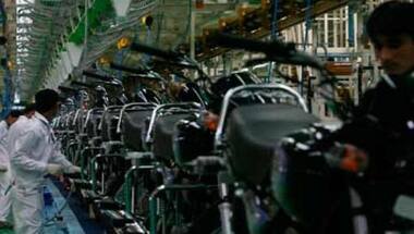 Hero MotoCorp dispatches 1.12 lakh units two-wheelers in May; re-opens 5,000 customer touch-points