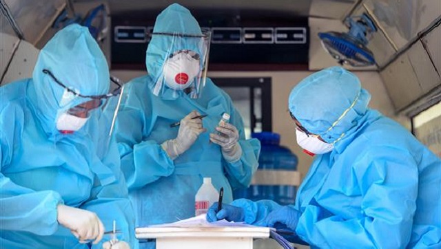 COVID-19 cases in Delhi cross 66,00 after 3,947 people test positive in National Capital; toll rises to 2,301 COVID-19 cases in Delhi cross 66,00 after 3,947 people test positive in National Capital; toll rises to 2,301