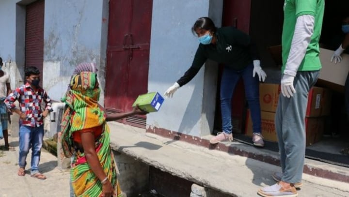 Coronavirus Outbreak: Bhumi Pednekar donates footwear to migrant labourers travelling long distances