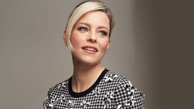 Elizabeth Banks to play lead in live-action adaptation of The Magic School Bus, announces Scholastic Entertainment