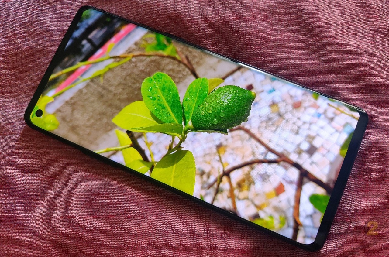 OnePlus 8-display-1280