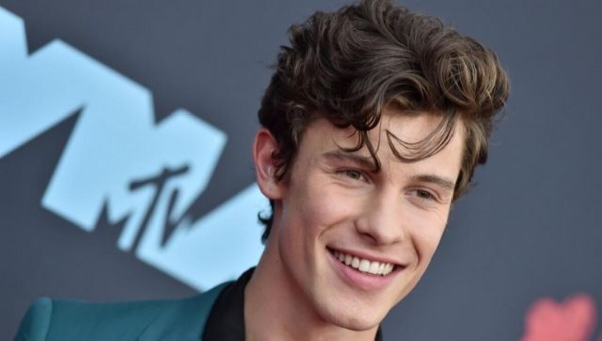 Shawn Mendes Foundation Global Citizen Year Commit 250 000 Towards Scholarships For High School Graduates Entertainment News Firstpost