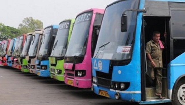 Six killed, 5 injured after UPSRTC buses collide in Uttar Pradesh's Lucknow; state govt orders probe Six killed, 5 injured after UPSRTC buses collide in Uttar Pradesh's Lucknow; state govt orders probe