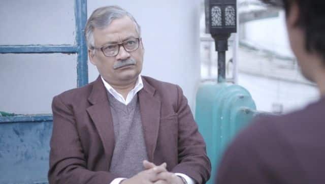 Santilal Mukherjee as Dada in Knock Knock Knock