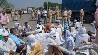 Haryana and Punjab farmers burn effigies of Narendra Modi, block roads to protest Centre's farm bills