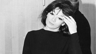 Legendary French Singer Juliette Greco Passes Away Aged 93 Confirms Family Entertainment News Firstpost