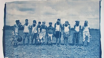 Broken Foot, an exhibition featuring 60 artists, records socio-political fallout of India's migrant workers crisis