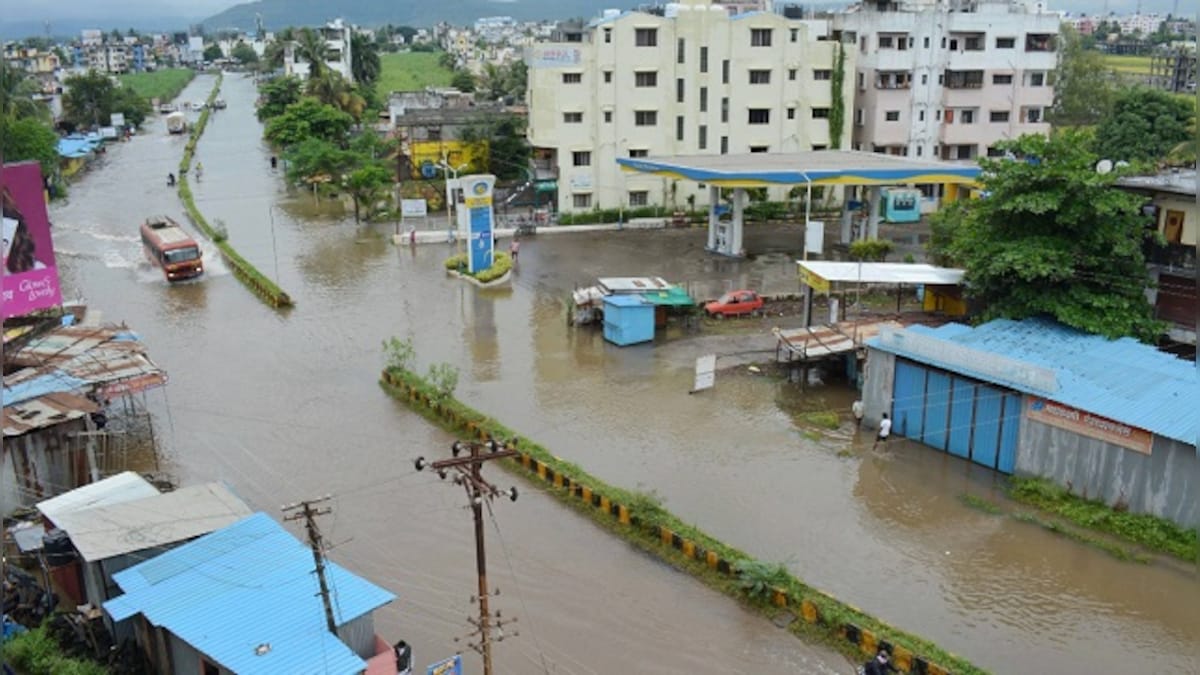 Heavy rainfall claims 47 lives in over three days in Maharashtra, flood situation remains grim in Karnataka