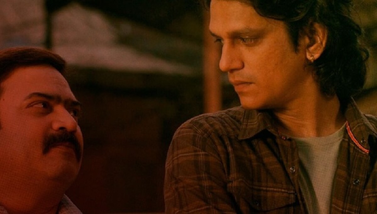 Mirzapur Season 2 Creators Issue Apology To Writer Surender Mohan Pathak For Misrepresenting His Novel Entertainment News Firstpost In fact, it flew under everyone's radar until vijay varma. writer surender mohan pathak