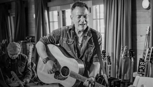 Bruce Springsteen. Image from Twitter