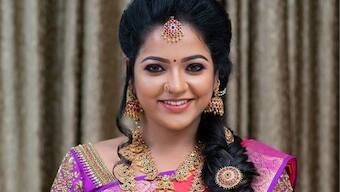 VJ Chithra, Tamil TV actress, host, found dead in Chennai hotel room; police investigating cause