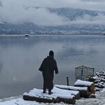 J&K receives heavy snowfall; arterial Jammu-Srinagar highway closes after rainfall causes landslides