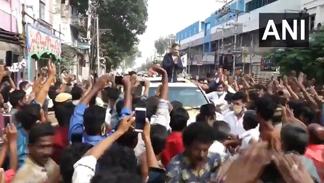 COVID-19 norms violated at Kamal Haasan's Madurai rally; launched campaign for Tamil Nadu polls COVID-19 norms violated at Kamal Haasan's Madurai rally; launched campaign for Tamil Nadu polls