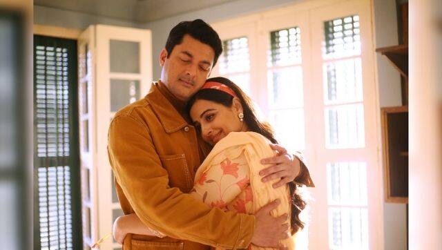 Jisshu (left) with Vidya Balan in Shakuntala Devi. Image from Twitter