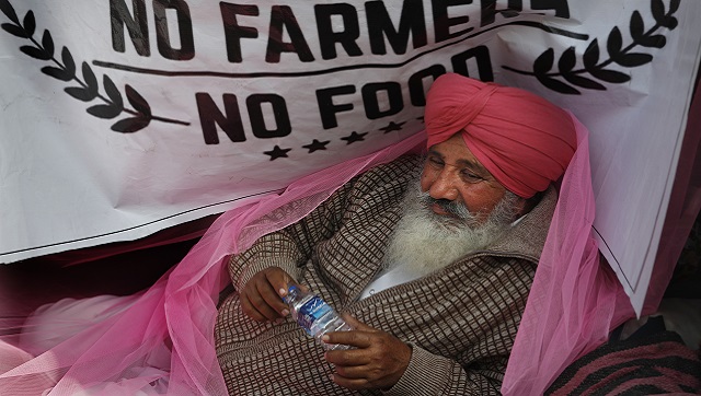 Farmers' Protest Updates: Centre invites farmers' unions for next round of talks at Vigyan Bhawan, asks them to choose date