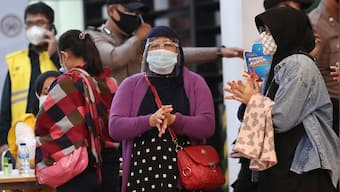 Indonesian Sriwijaya Air flight goes missing with 62 onboard minutes after take-off; airlines say plane was 'airworthy'