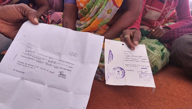 Farmers brought court documents proving their occupancy of their land to the Azad Maidan protest in Mumbai. Firstpost/Natasha Trivedi