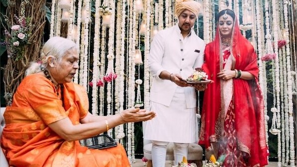 Dia Mirza lauds woman priest who officiated actress' marriage to Vaibhav Rekhi