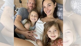 Gal Gadot Husband Yaron Varsano To Become Parents For Third Time Wonder Woman Star Announces Entertainment News Firstpost She is married to husband and shares a child, a daughter; gal gadot husband yaron varsano to