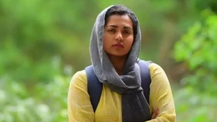 Varthamanam movie review: Parvathy’s sweetness and a gutsy anti-fascist stand are let down by awkward execution