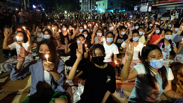 Myanmar coup: Toll rises to 520; airstrikes against ethnic rebels stoke fears of civil war Myanmar coup: Toll rises to 520; airstrikes against ethnic rebels stoke fears of civil war
