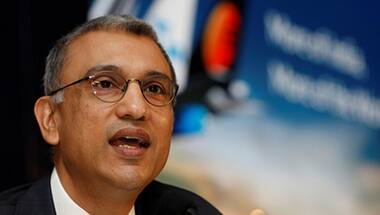 Vinay Dube, ex-CEO of Jet Airways and GoAir, plans to launch new domestic airline by end of 2021