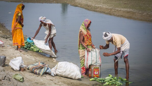 Along Nepal's Kamala river, cultivation has brought both opportunities and problems for farmers
