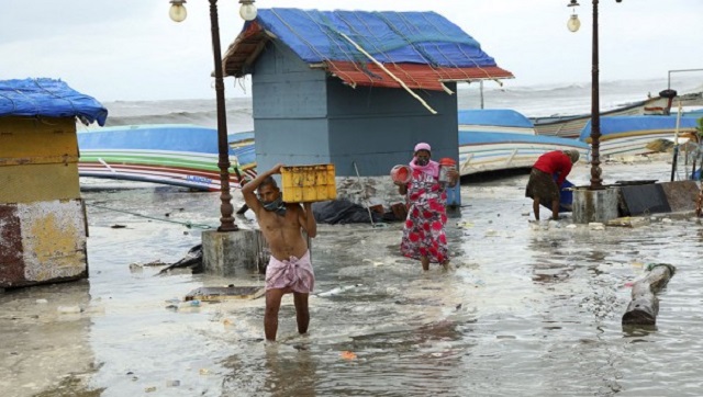 Cyclone Tauktae: Narendra Modi approves Rs 1,000 crore worth of ‘immediate relief activities’ in Gujarat Cyclone Tauktae: Narendra Modi approves Rs 1,000 crore worth of ‘immediate relief activities’ in Gujarat