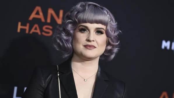 Kelly Osbourne discusses breaking almost four years of sobriety in April 2021