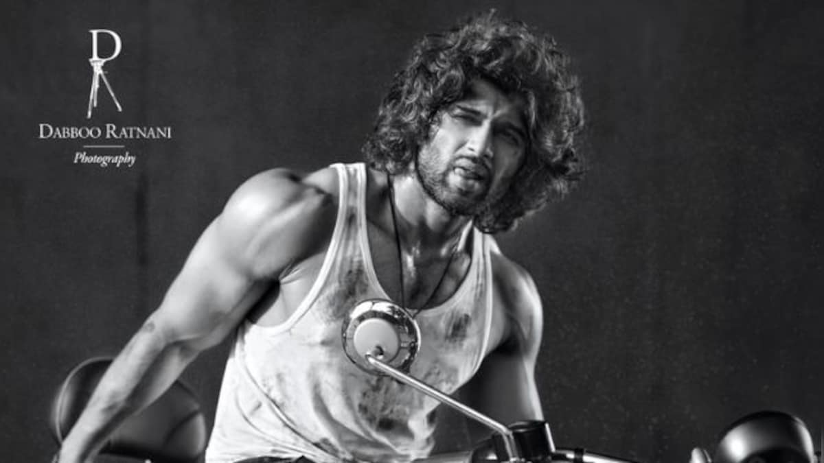 Vijay Deverakonda reveals Shah Rukh Khan inspired him to feature in Dabboo Ratnani’s 2021 calendar