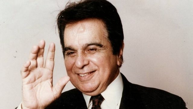 Dilip Kumar passes away at 98: Amitabh Bachchan, Anil Kapoor, Akshay Kumar, Taapsee Pannu offer condolences Dilip Kumar passes away at 98: Amitabh Bachchan, Anil Kapoor, Akshay Kumar, Taapsee Pannu offer condolences
