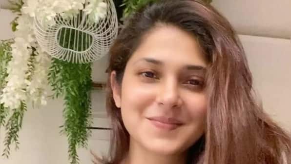 Jennifer Winget tests positive for coronavirus, says she's asymptomatic and feels 'absolutely fine'