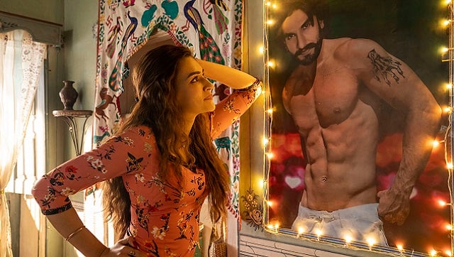 Kriti Sanon in Mimi