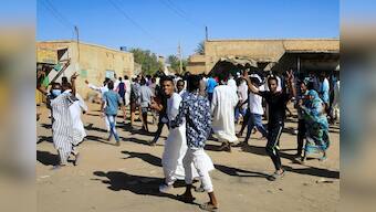 Security forces fire tear gas as more protests hit Sudanese cities