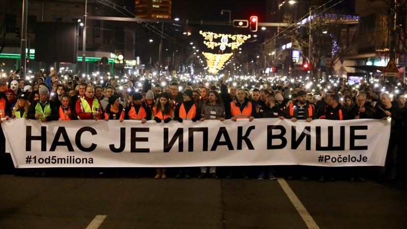 Thousands march in Belgrade in antigovernment protest