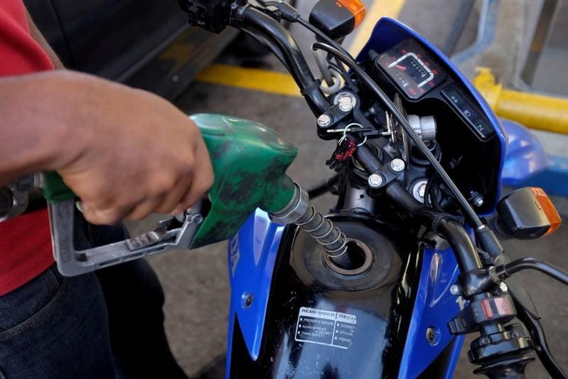 Global gasoline margins plunge due to overproduction tepid demand