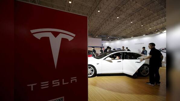 US auto safety agency to investigate fatal Tesla crash in California