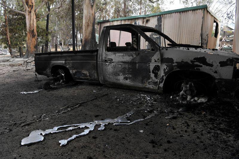 Australian bushfires claim third victim as more than 100 blazes burn