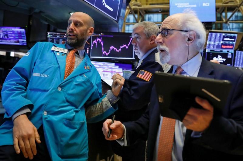 Wall Street nears record high on trade earnings optimism