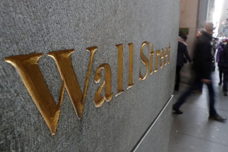 Wall Street inches to fresh record after upbeat JPMorgan Citi results