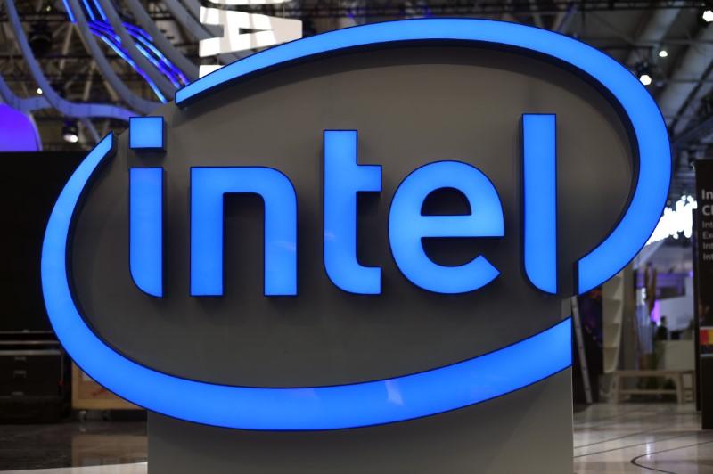 Intel forecasts 2020 revenue above estimates shares rise 7