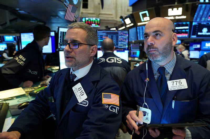 Global stock rally loses steam, virus keeps safe-havens alive